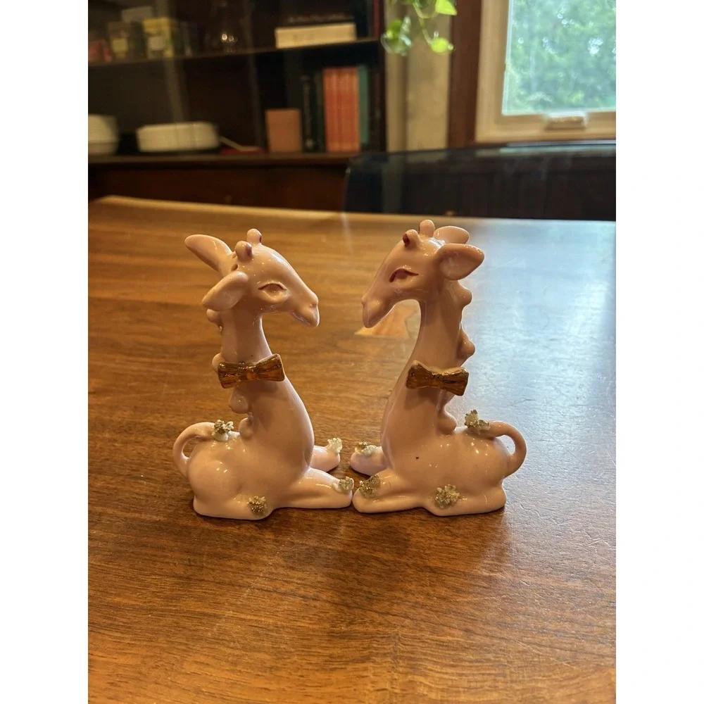 Vintage MCM Salt and Pepper Shakers~Pink Giraffe's Spaghetti Ware Trim Japan